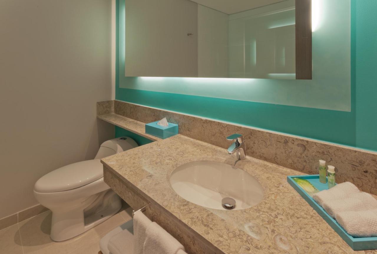 Holiday Inn Express Yopal By Ihg Экстерьер фото