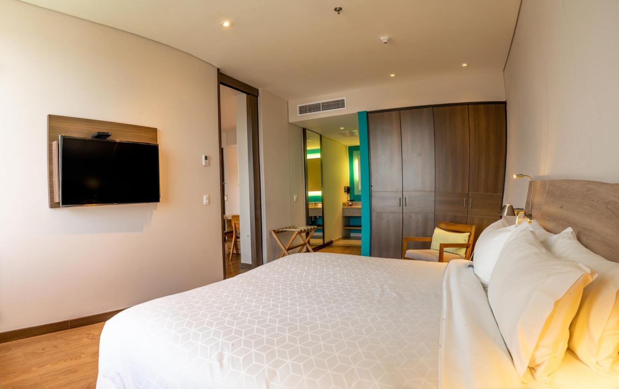 Holiday Inn Express Yopal By Ihg Экстерьер фото