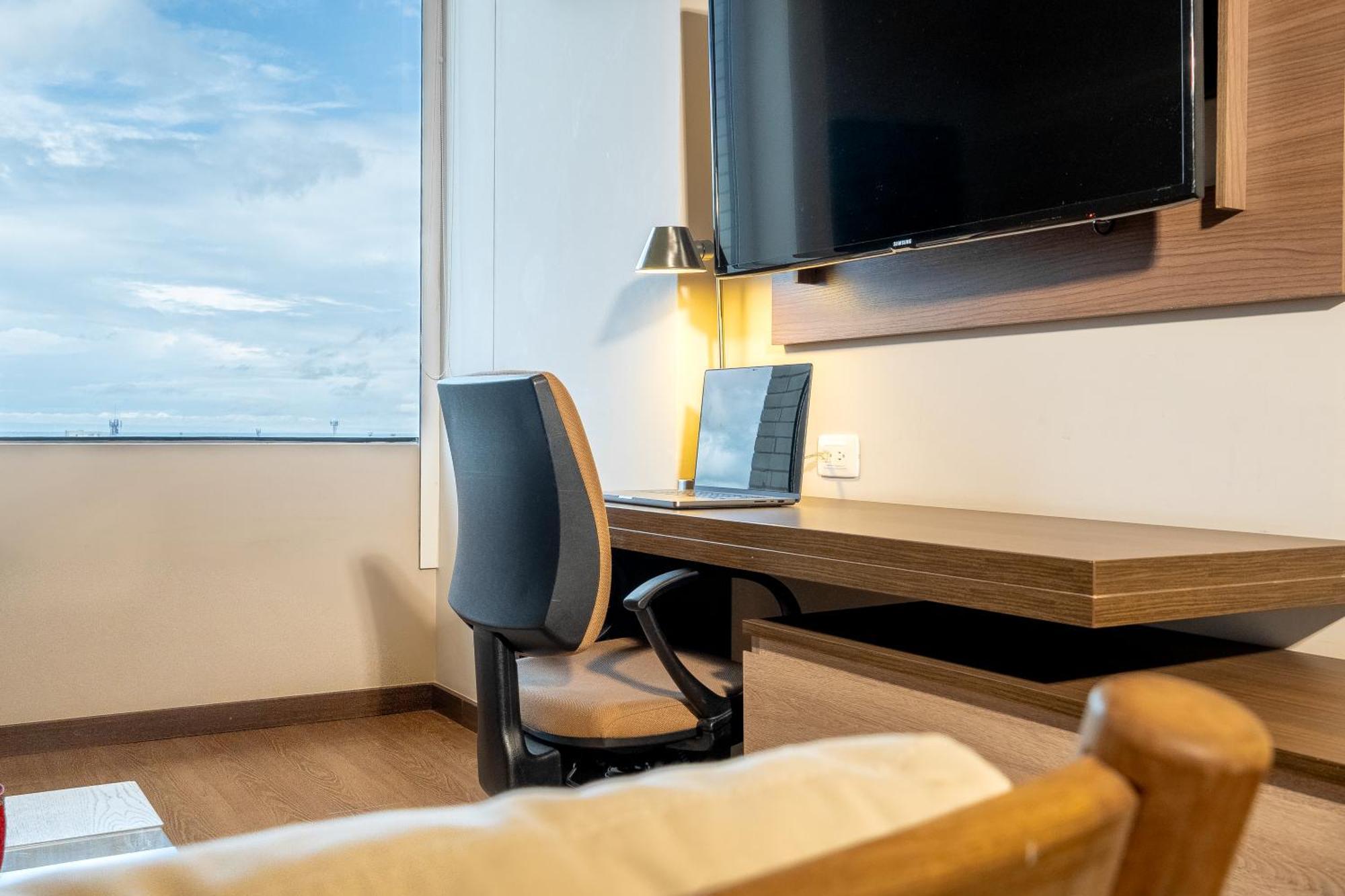 Holiday Inn Express Yopal By Ihg Экстерьер фото