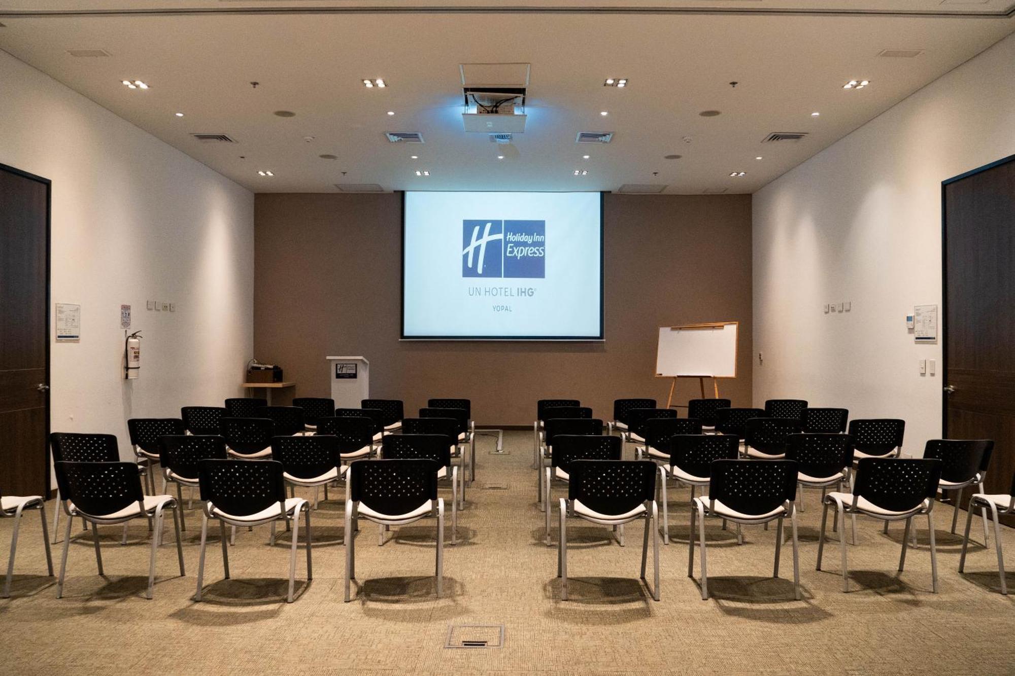 Holiday Inn Express Yopal By Ihg Экстерьер фото