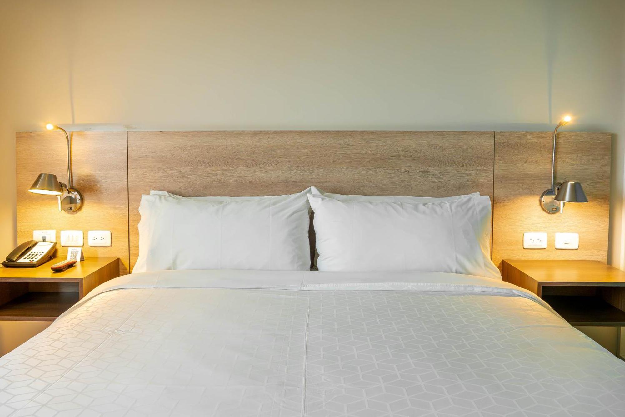 Holiday Inn Express Yopal By Ihg Экстерьер фото